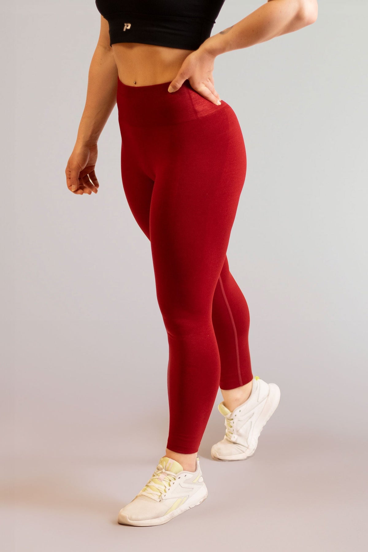 Quel legging gainant amincissant choisir pour obtenir un effet ventre plat et affiner la silhouette ? Imagine