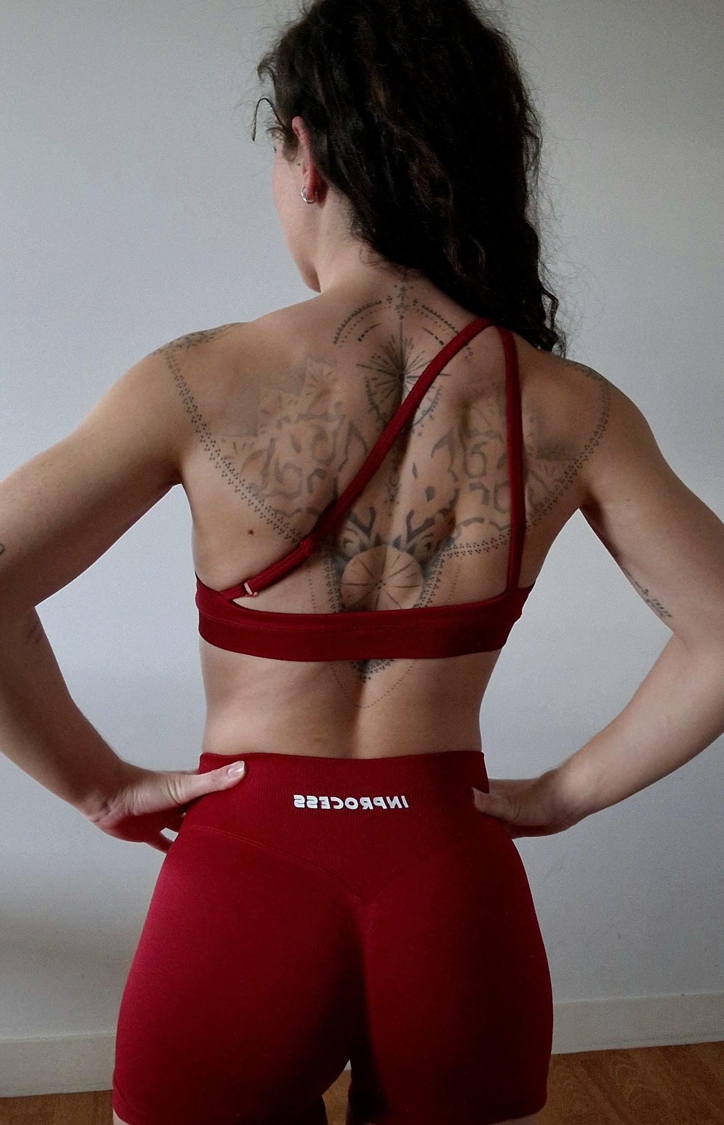 Brassière Rouge | Design Croisés